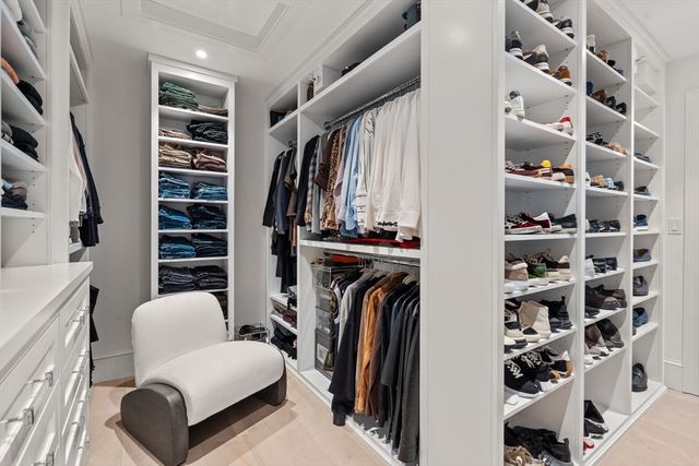 338 Boylston St C, Newton, MA 02459