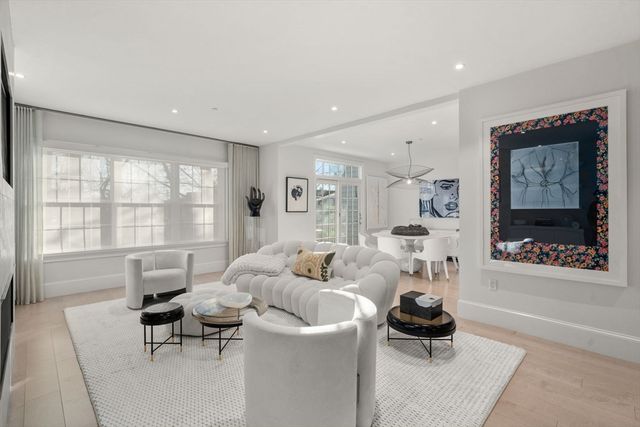 338 Boylston St C, Newton, MA 02459