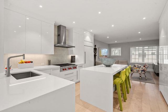 338 Boylston St C, Newton, MA 02459