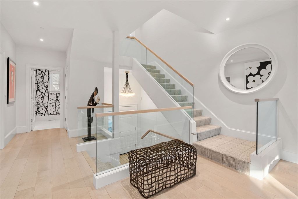 338 Boylston St C, Newton, MA 02459