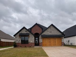 7286 Velvetleaf, Benbrook, TX 76126