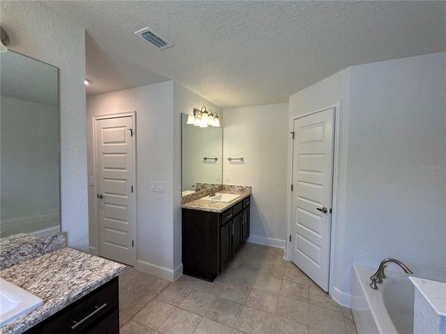 9115 SW 49TH COURT, Ocala, FL 34476