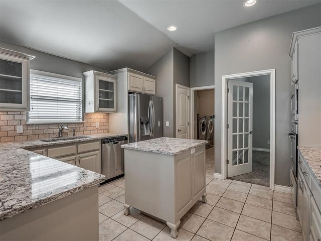 3805 Kings Canyon Road, Norman, OK 73071