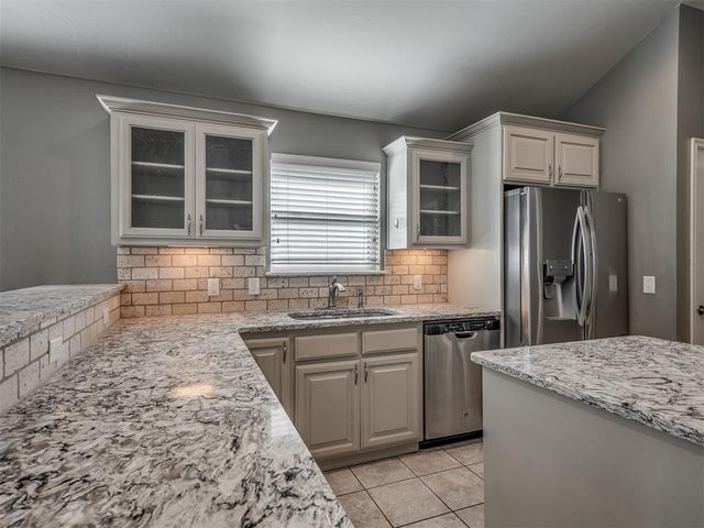 3805 Kings Canyon Road, Norman, OK 73071