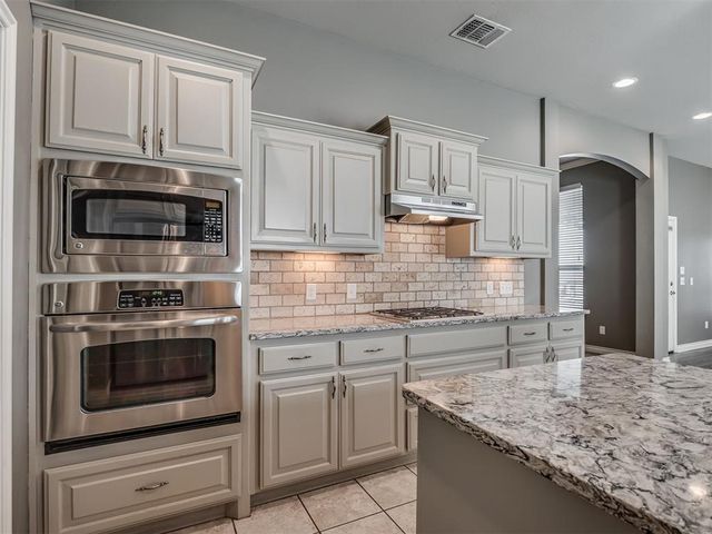 3805 Kings Canyon Road, Norman, OK 73071