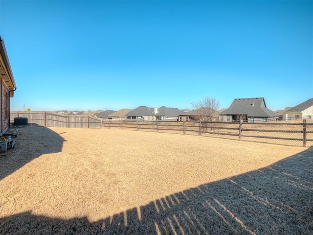 3805 Kings Canyon Road, Norman, OK 73071