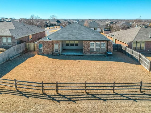 3805 Kings Canyon Road, Norman, OK 73071
