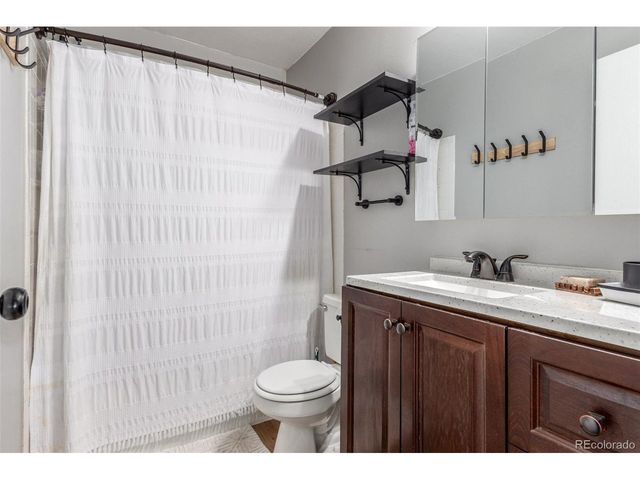 4219 S Halifax Ct, Aurora, CO 80013