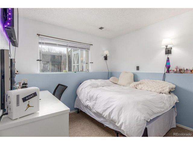 4219 S Halifax Ct, Aurora, CO 80013