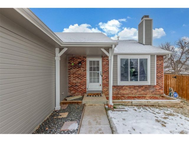 4219 S Halifax Ct, Aurora, CO 80013