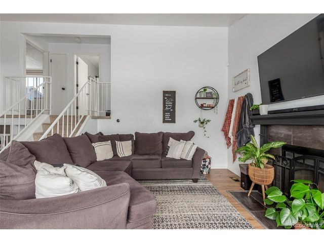 4219 S Halifax Ct, Aurora, CO 80013