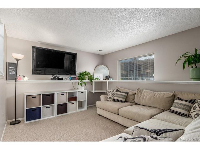 4219 S Halifax Ct, Aurora, CO 80013