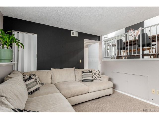 4219 S Halifax Ct, Aurora, CO 80013