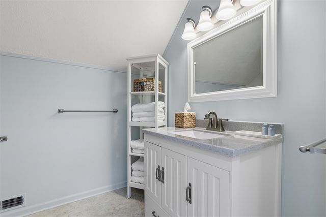 7201 Holiday Drive, Canadian Lakes, MI 49346