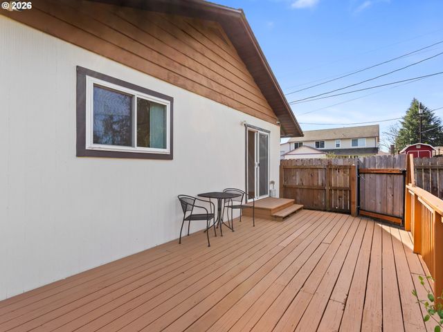 2414 Ne 59TH St, Vancouver, WA 98663