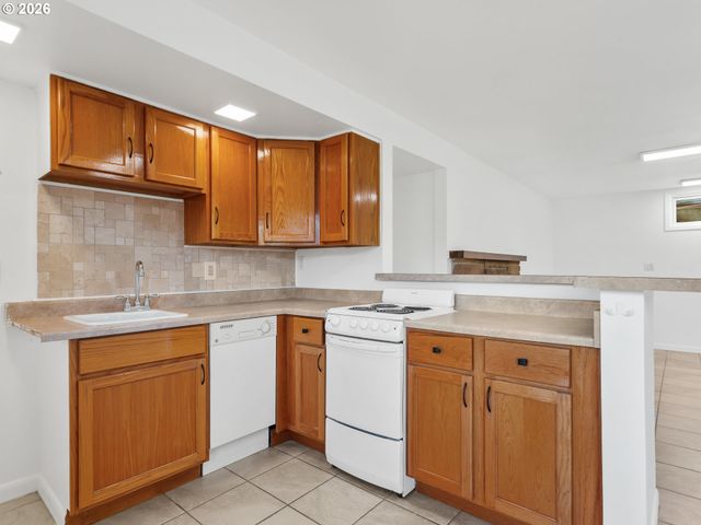 2414 Ne 59TH St, Vancouver, WA 98663