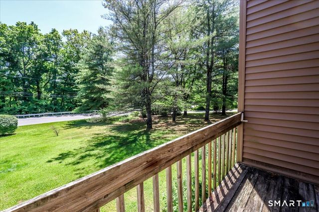 23 Twin Oaks 23, New Milford, CT 06776