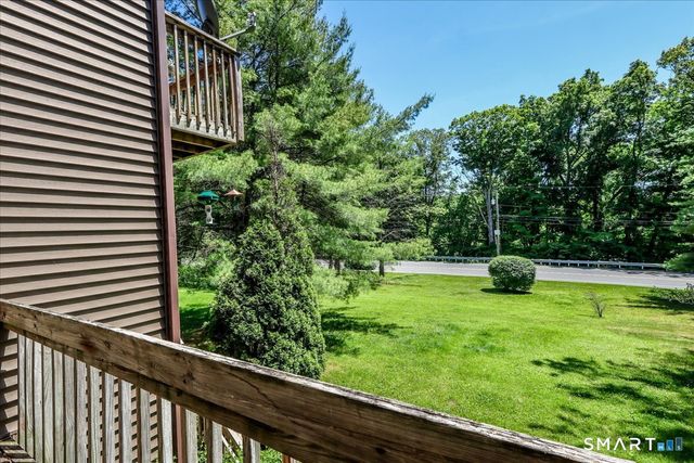 23 Twin Oaks 23, New Milford, CT 06776