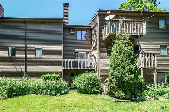 23 Twin Oaks 23, New Milford, CT 06776