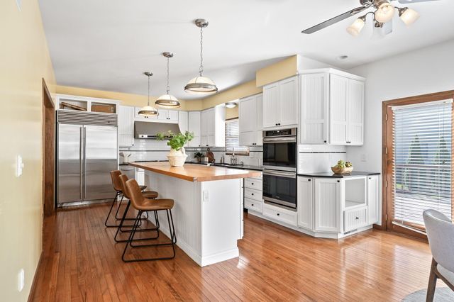 1497 Harrison Pond Drive, New Albany, OH 43054