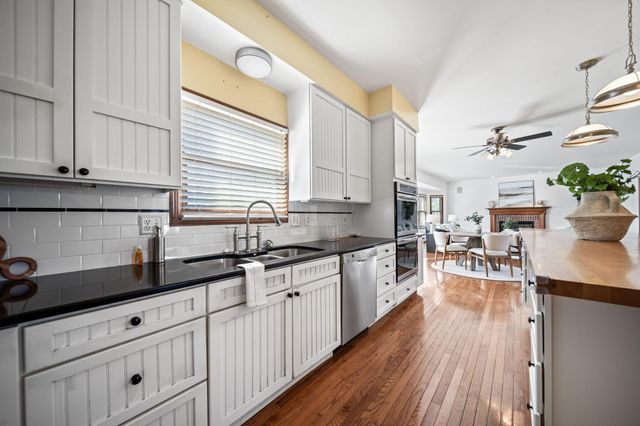 1497 Harrison Pond Drive, New Albany, OH 43054