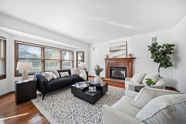 1497 Harrison Pond Drive, New Albany, OH 43054