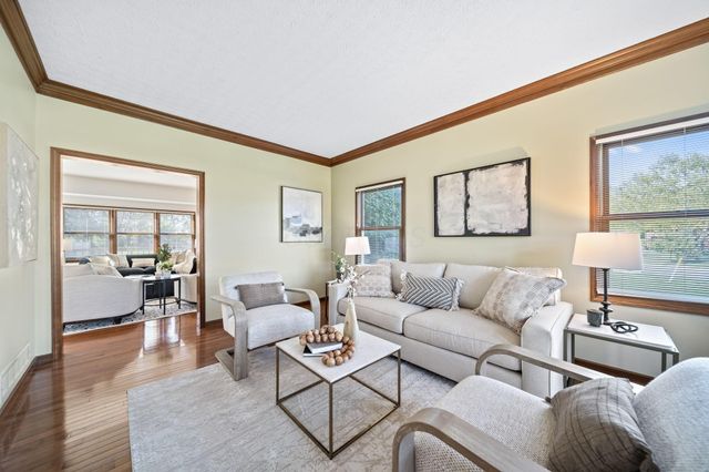 1497 Harrison Pond Drive, New Albany, OH 43054