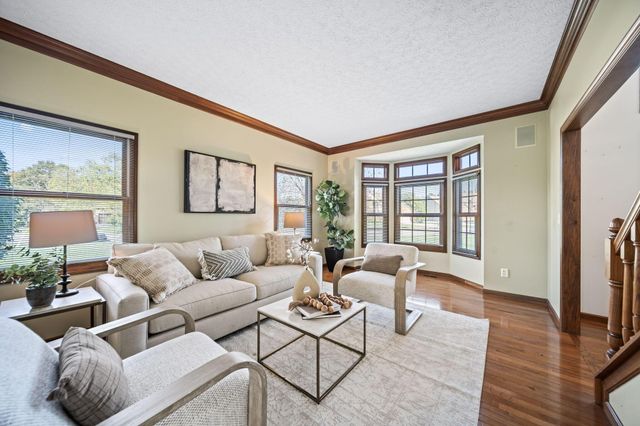 1497 Harrison Pond Drive, New Albany, OH 43054