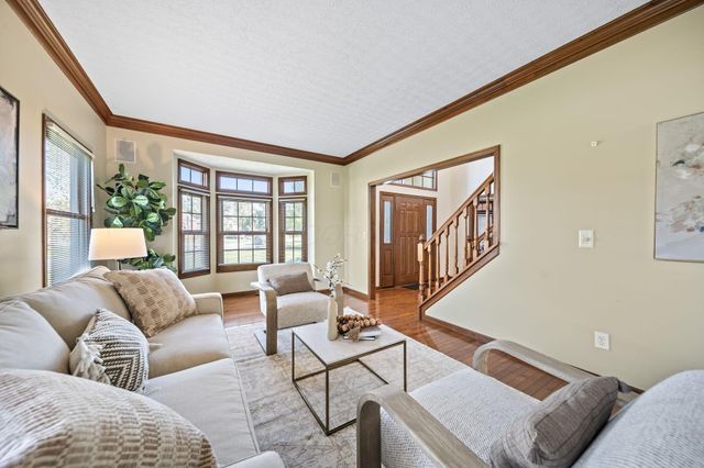 1497 Harrison Pond Drive, New Albany, OH 43054