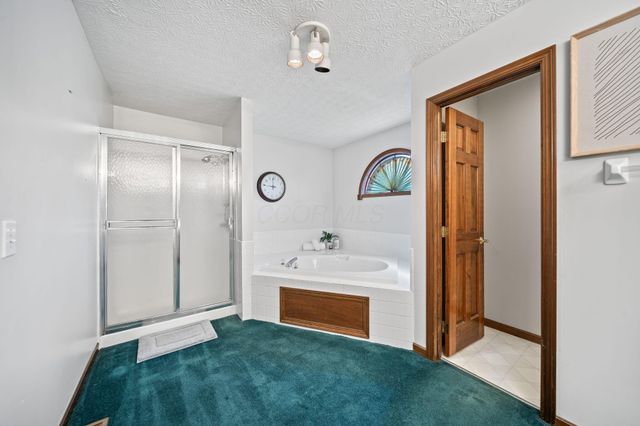 1497 Harrison Pond Drive, New Albany, OH 43054