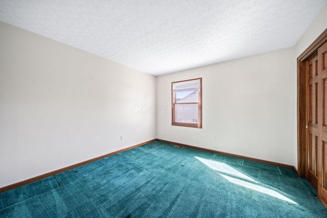 1497 Harrison Pond Drive, New Albany, OH 43054