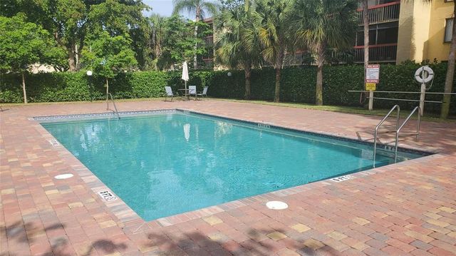 721 SE 1ST Way C13, Deerfield Beach, FL 33441
