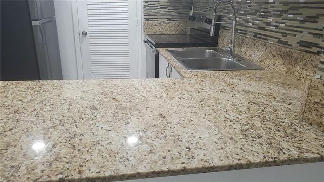 721 SE 1ST Way C13, Deerfield Beach, FL 33441