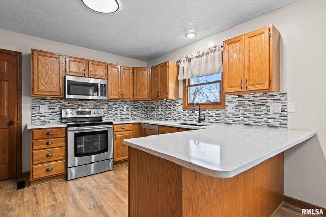 4521 BARRINGTON Drive, Springfield, IL 62711