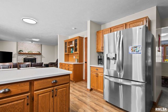 4521 BARRINGTON Drive, Springfield, IL 62711