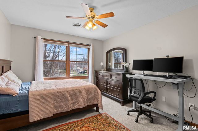 4521 BARRINGTON Drive, Springfield, IL 62711