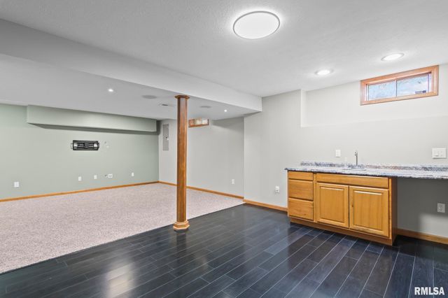 4521 BARRINGTON Drive, Springfield, IL 62711