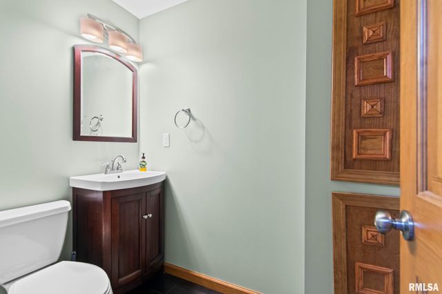 4521 BARRINGTON Drive, Springfield, IL 62711