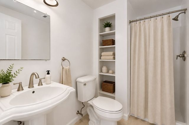 30 Turtle Brook Rd 1, Canton, MA 02021