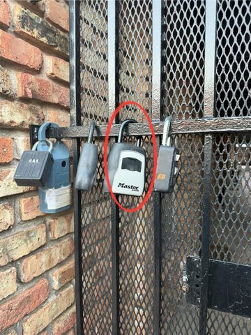 6401 Skyline Drive 36, Houston, TX 77057