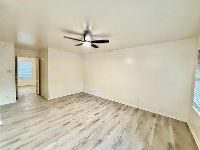 6401 Skyline Drive 36, Houston, TX 77057