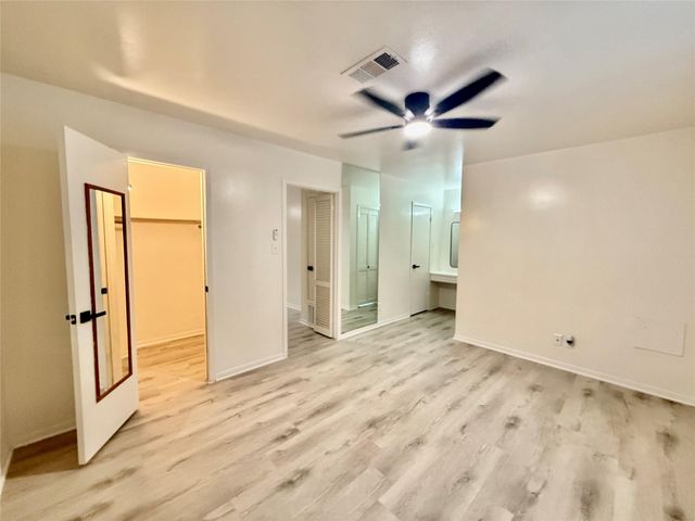 6401 Skyline Drive 36, Houston, TX 77057