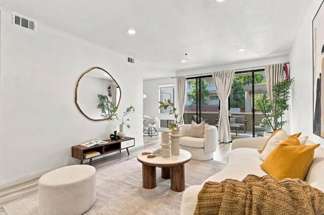 22330 Homestead Road 118, Cupertino, CA 95014