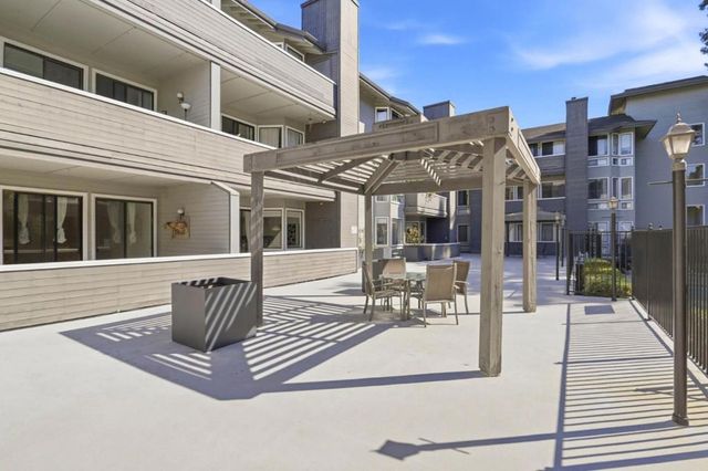 22330 Homestead Road 118, Cupertino, CA 95014