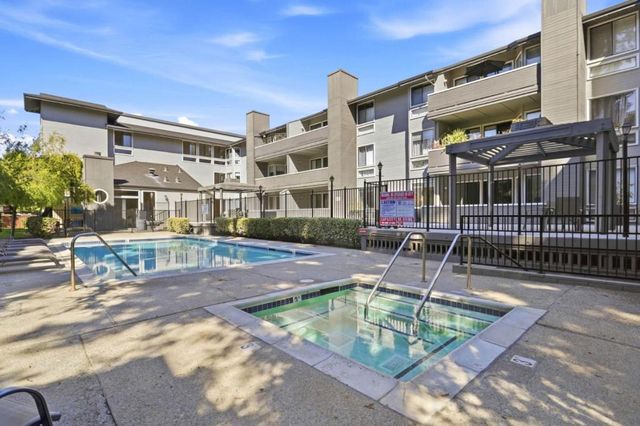 22330 Homestead Road 118, Cupertino, CA 95014