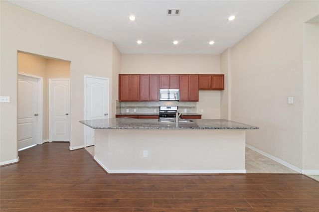 6530 Bayliss Valley Lane, Katy, TX 77449