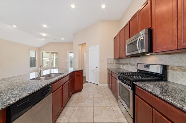 6530 Bayliss Valley Lane, Katy, TX 77449