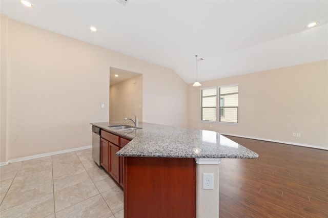 6530 Bayliss Valley Lane, Katy, TX 77449