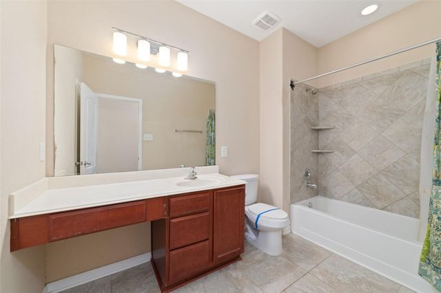 6530 Bayliss Valley Lane, Katy, TX 77449