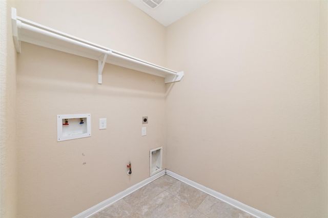 6530 Bayliss Valley Lane, Katy, TX 77449